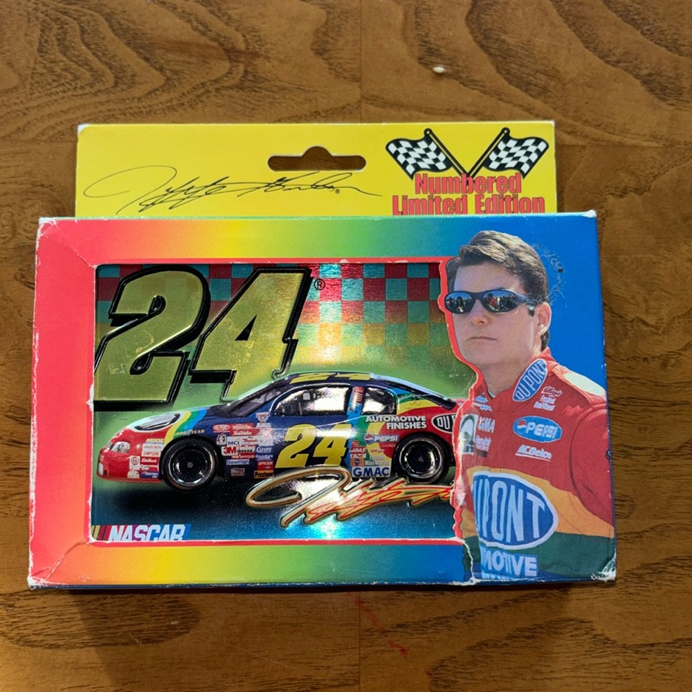 Jeff Gordon  1997 vintage 24 nascar 2 deck playing card‎ in collectible tin new